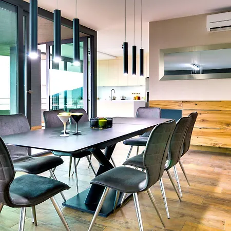 Korcula Hill * Žrnovo