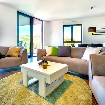 Korcula Hill * Žrnovo