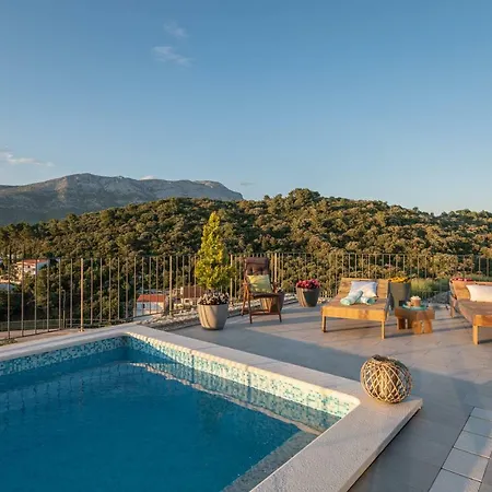 アパート Korcula Hill Žrnovo