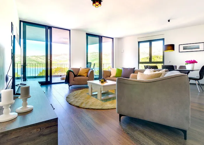 Korcula Hill * Zrnovo